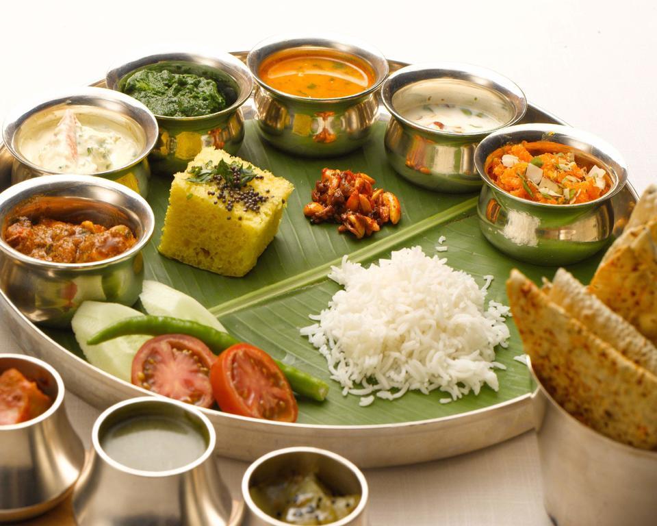 Hotel Le Benz - Free Airport Pick-up New Delhi