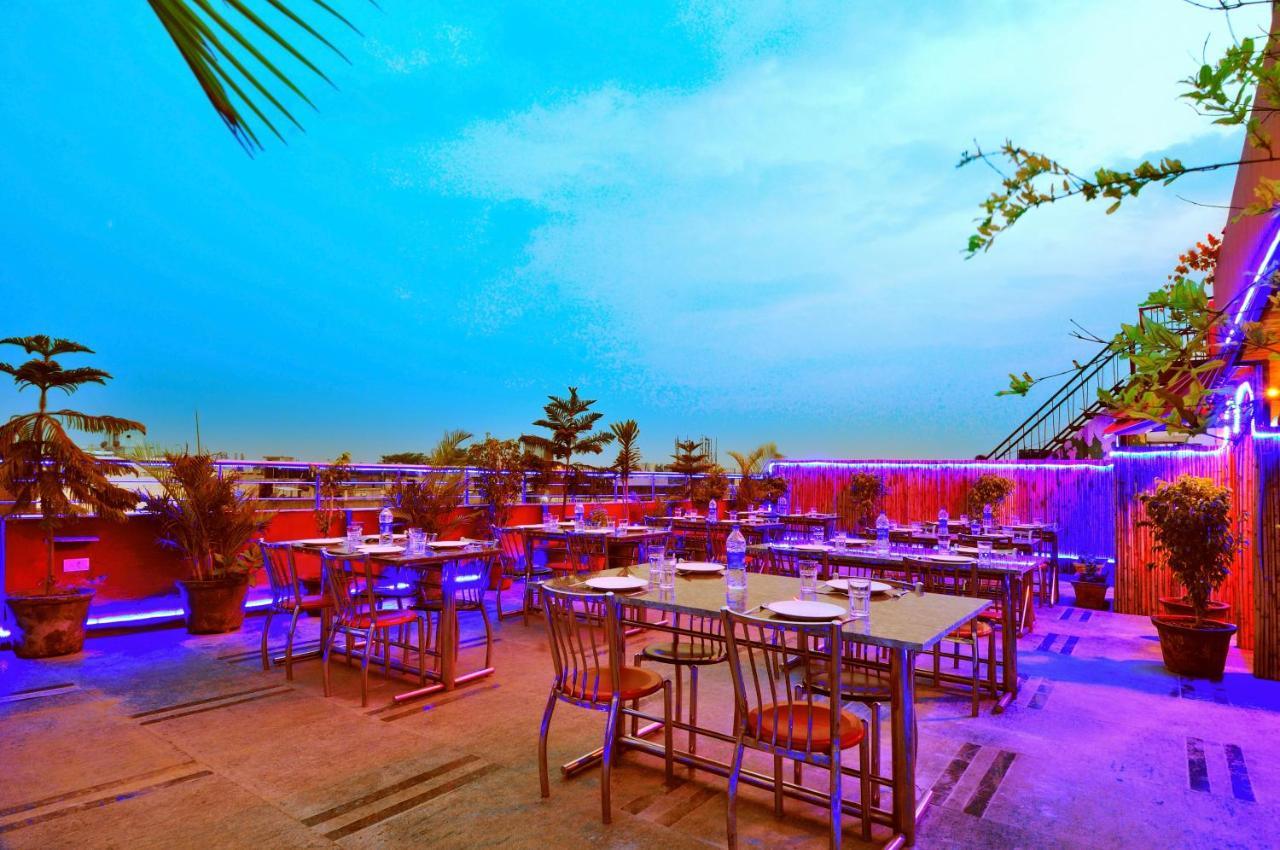 Le Benz - Free Airport Pick-up Hotel 3*