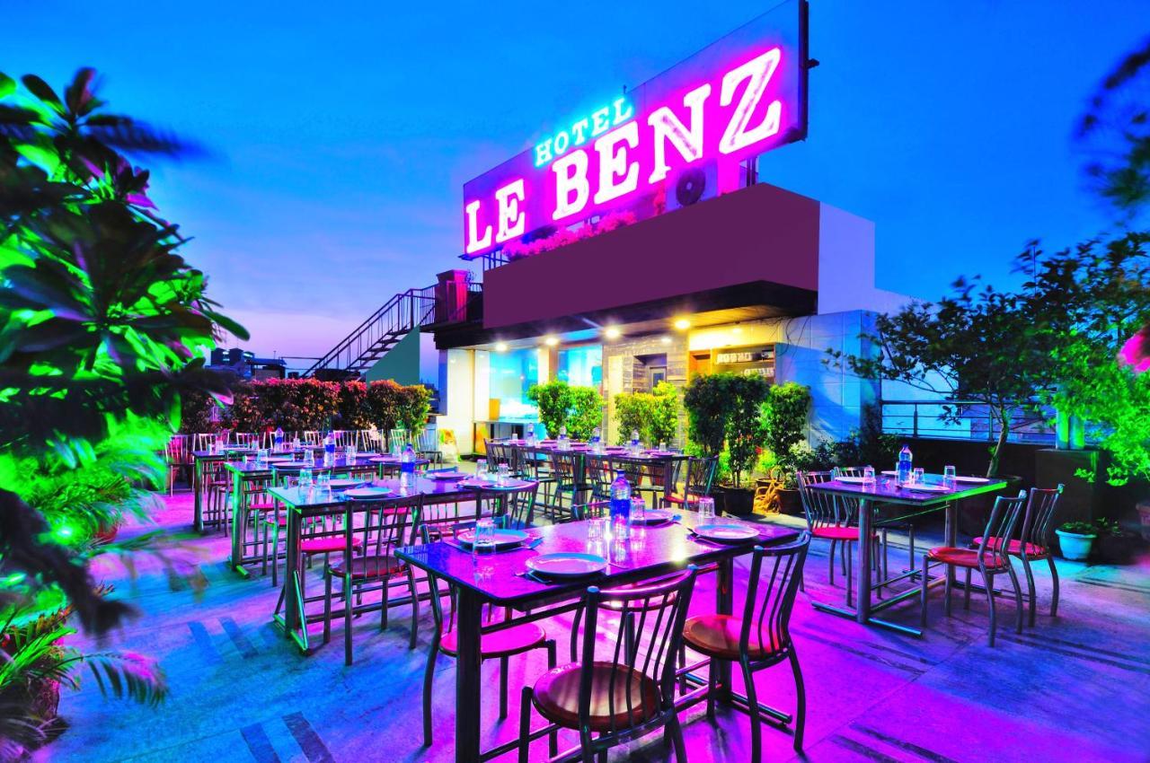 Le Benz - Free Airport Pick-up 3* New Delhi
