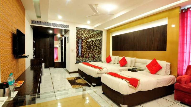 Le Benz - Free Airport Pick-up Hotel 3*