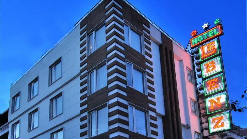 Le Benz - Free Airport Pick-up Hotel New Delhi